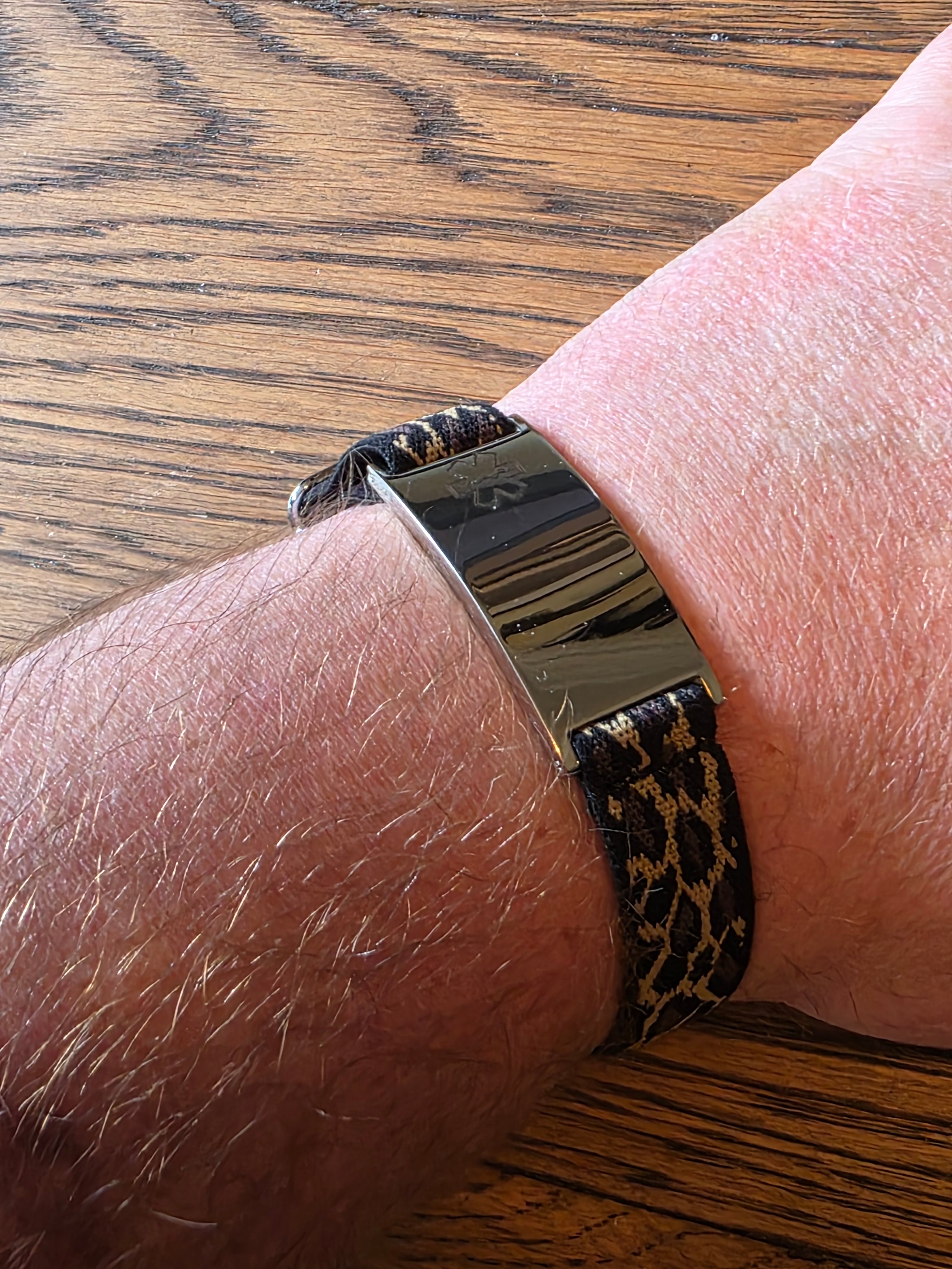 Medical alert bracelet