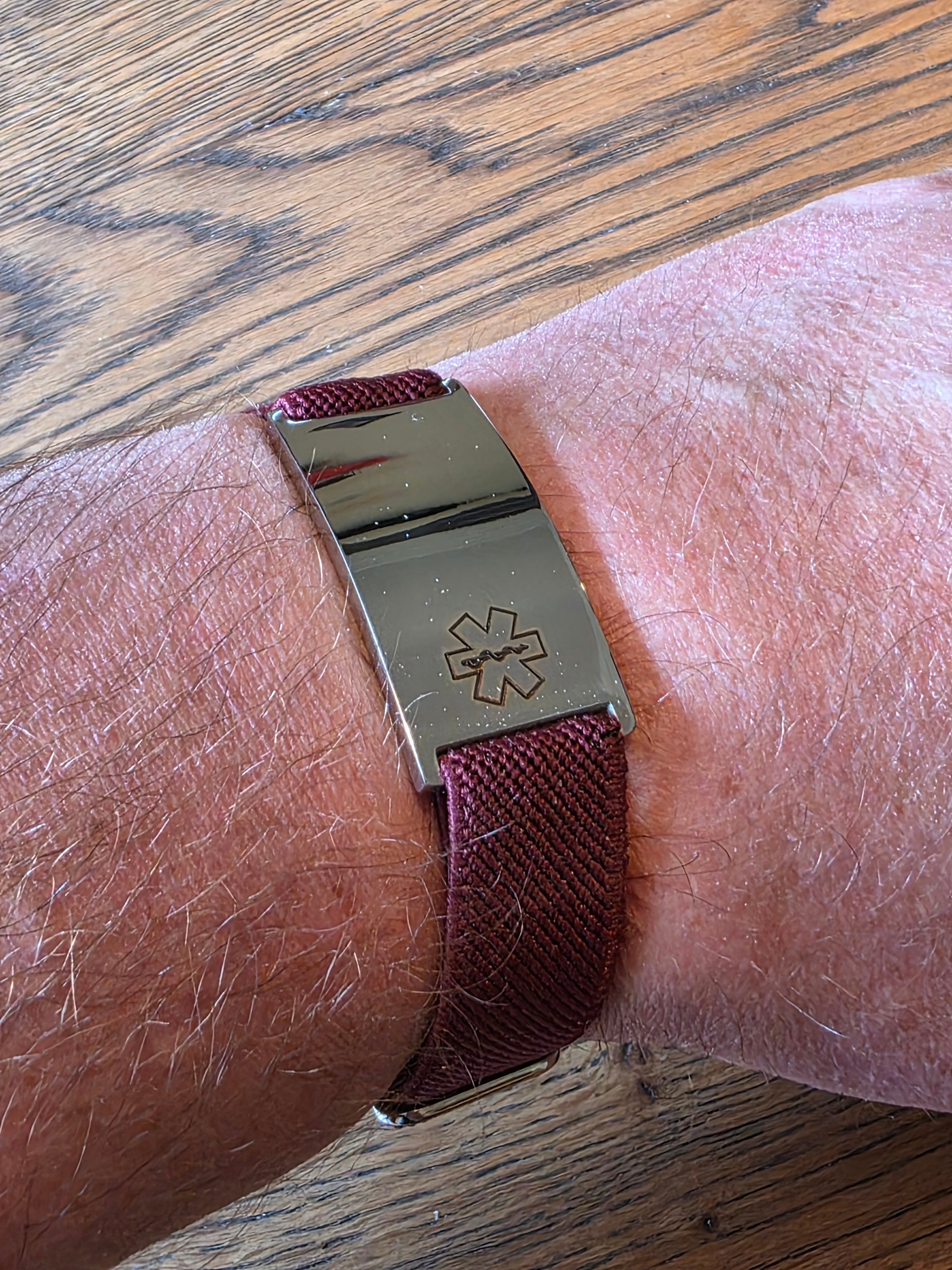Medical alert bracelet