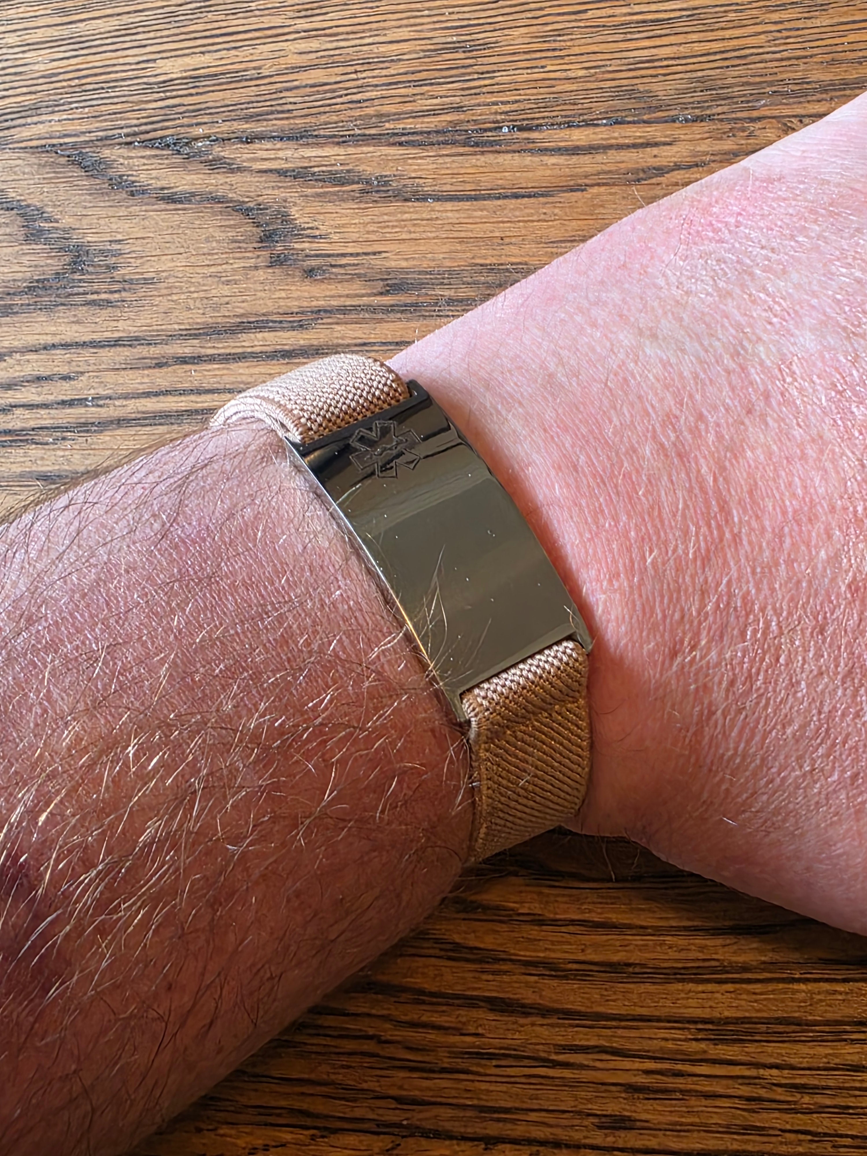 Medical alert bracelet