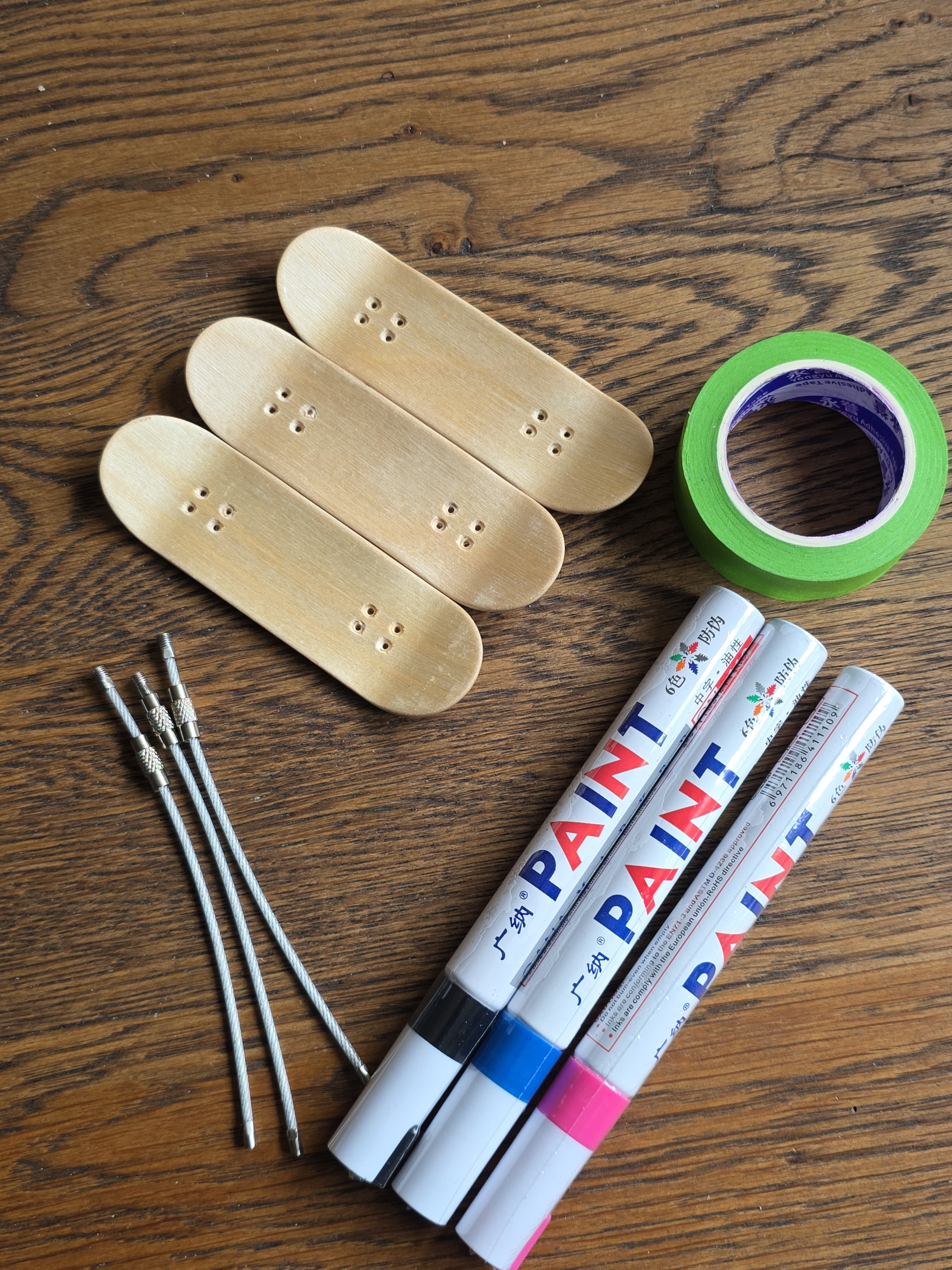 Fingerboard Keyring Gift Kit